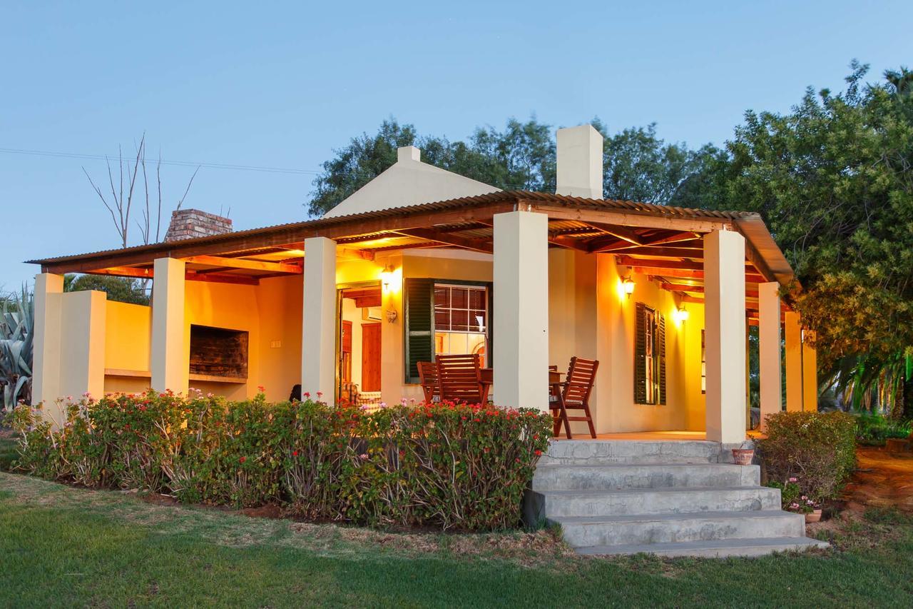 De Denne Country Guest House Oudtshoorn Buitenkant foto