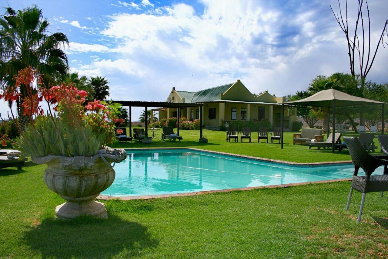 De Denne Country Guest House Oudtshoorn Buitenkant foto